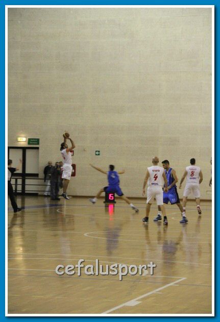 121223 Aquila 184_tn.jpg